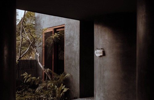 Troncones Villa | Casa Pomona - award-winning oceanfront villa with 6 bedrooms in Troncones