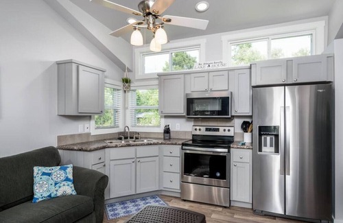 Ventress House | Casa Poquito | Charming Tiny Home at FR