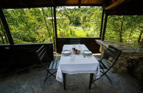 Campulung Moldovenesc House | Casa Poveste Pensiunea-Muzeu
