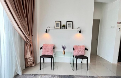 Hulu Kinta Apartment | Casa Rarisa FEEL LIKE HOME Ipoh Meru Casa Kayangan Apartment Los t World Of Tambun & Casuarina - Pool View