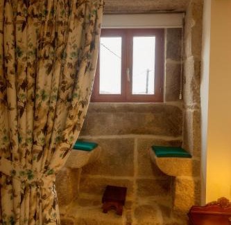 Coles Hotel | CASA RECTORAL DE SAN EUSEBIO