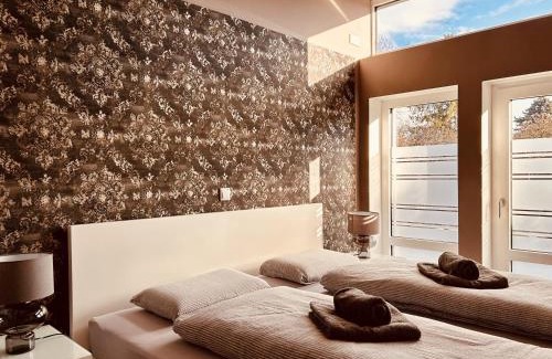 Dittelstedt Apartment | CASA REHSE I Loft-Apartment I kostenlos Parken & WLAN I Self-Check-in I ÖPNV I 65Zoll-TV