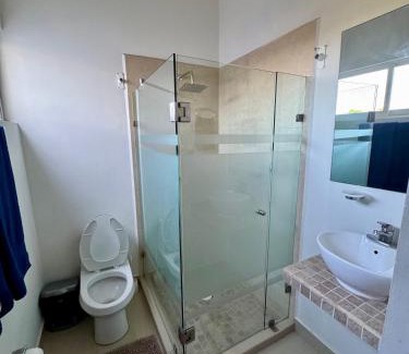 Parque Las Palmas House | Casa Residencial la Primavera