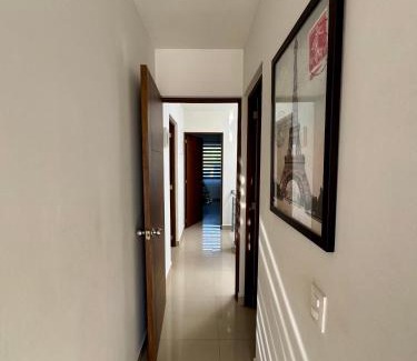 Parque Las Palmas House | Casa Residencial la Primavera