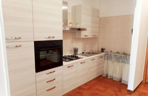 Province of Lecce Apartment | Casa Riva Levante, beachfront a stone's throw from the center in Gallipoli in Salento