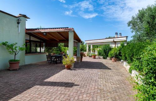 Ceglie Messapica Villa | Casa Rocco, private pool