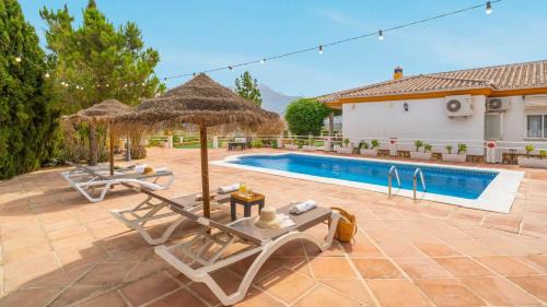 Vinuela Villa | Casa Rocio y Paloma Vinuela by Ruralidays
