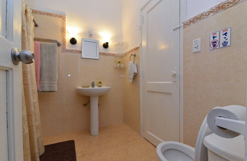 Plaza de la Revolucion House | Casa Rolando y Emilia