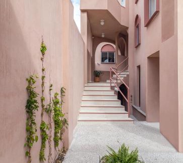Downtown Queretaro Apartment | Casa Rosa by Domi Housing