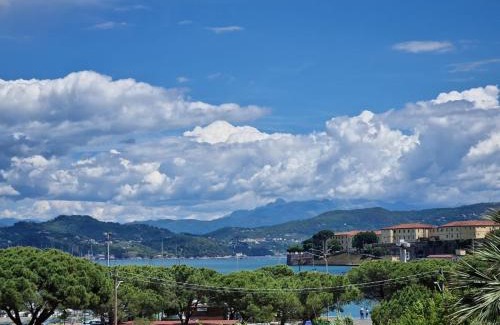 Le Grazie Apartment | Casa Rosa Vista Mare