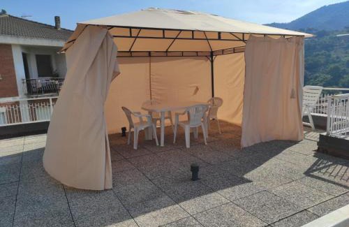 Vallebona Apartment | Casa Rosetta