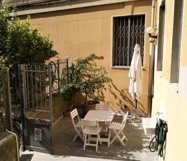 Albaro Apartment | Casa Rosi Vernazzola al mare