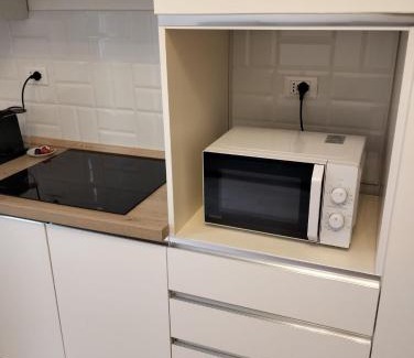 Albaro Apartment | Casa Rosi Vernazzola al mare
