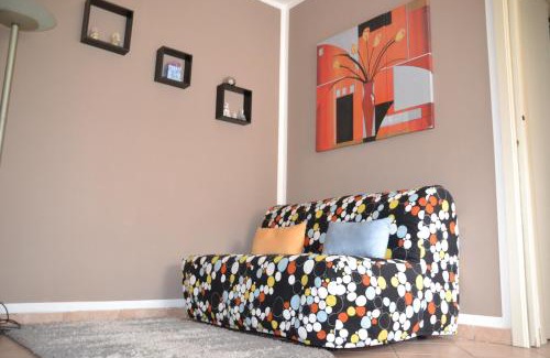 Vicopelago Apartment | Casa Rosina + box per auto 2 bici 1,5km dalle mura