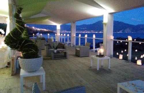 Torre del Greco Hotel | Casa Rossa 1888