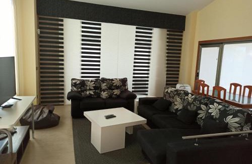 Quintans House | Casa Rouxique