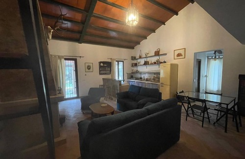Alcala de los Gazules Cottage | Casa Rural en el Parque Natural de los Alcornocales