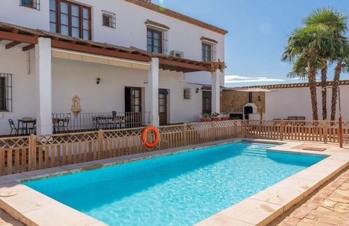 Fuente de Piedra Villa | Casa Rural Aire Fuente de Piedra by Ruralidays