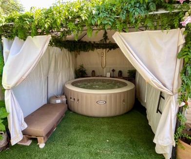 Alcala de Guadaira House | Casa rural con Jacuzzi en Alcalá de Guadaíra, Cerca de Sevilla