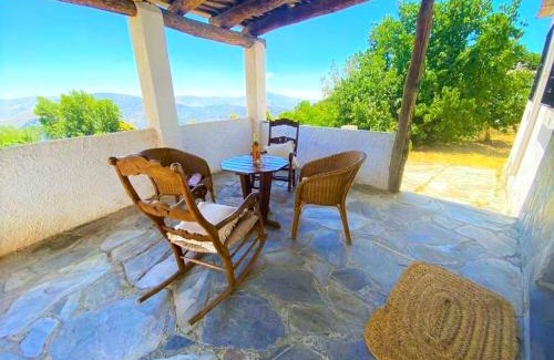 Pitres House | Casa Rural en Capilerilla