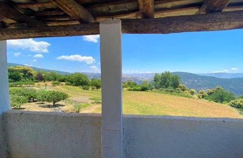 Pitres House | Casa Rural en Capilerilla