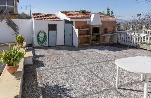 Viznar House | Casa Rural en Parque Natural con Chimenea, Piscina y Barbacoa en Viznar