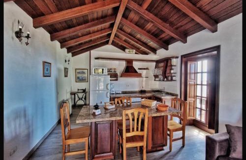 Isora House | Casa Rural Faustina
