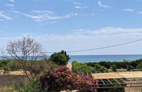 Alcanar House | Casa rural frente al mar La Toscana