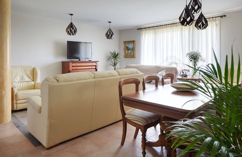 Lasarte-Oria House | Casa Rural La Palmera - Landetxea