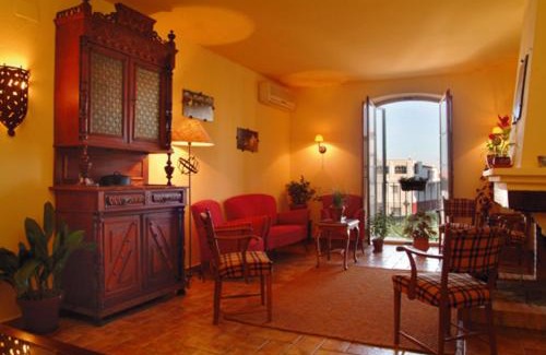 Sierra de Fuentes House | Casa Rural Las Avutardas