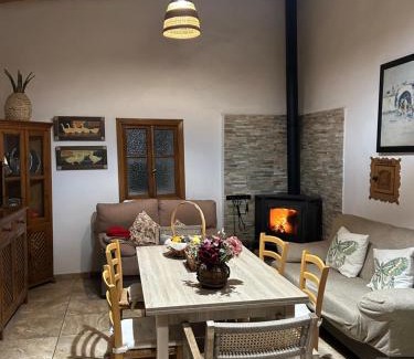 Jubrique House | Casa rural Monte Dio