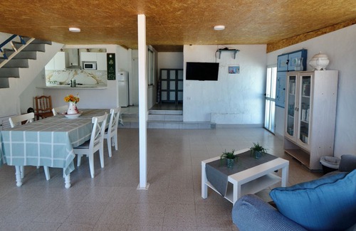 Lomo Quiebre Apartment | Casa Rustica with great living room with seaview