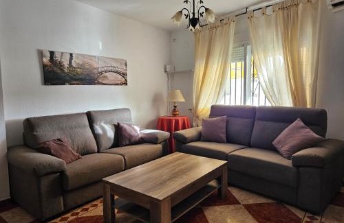 Armilla House | Casa Saki