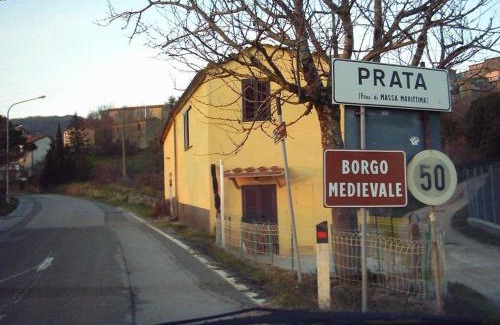 Prata Apartment | Casa Santina in borgo medievale