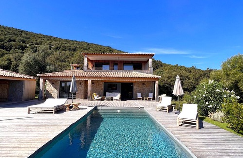 Sainte-Lucie-de-Porto-Vecchio Villa | Casa Sarra