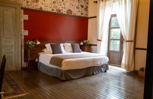 Historic Center Apartment | CASA SAUTO 2 BR 2BA balcony Historic Building