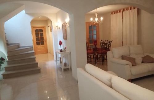Tomino House | Casa silvosa