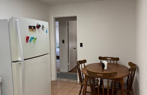 Downey House | Casa Sirenita- Close to Disney, Knotts and DTLA- Kid Friendly