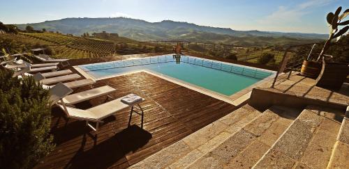 Castiglione Falletto House | Casa Sobrero