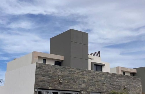 La Paz House | Casa Sol y Mar