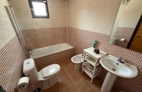Los Geraeos Apartment | Casa Solanza Rooftop and Pool in Águilas