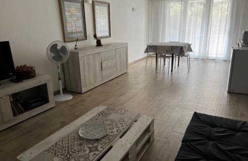 Massarosa House | Casa sotto Mommio Castello