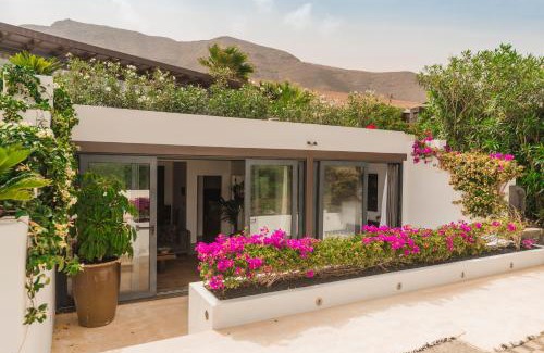 Urbanizacion Famara House | Casa Sua