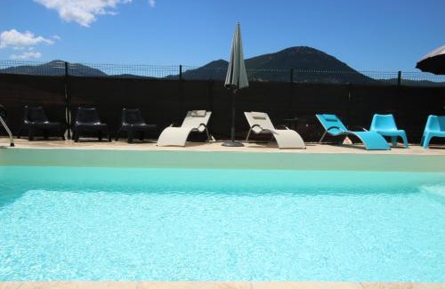 Afa House | casa suara