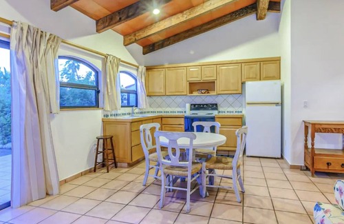San Jose del Cabo House | Casa Sunny Days - home in Private Gated Community w/Private Pool, Hot Tub, A/C