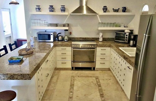 Playacar Fase I House | Casa Svea Beautiful And Spacious 4 Bedroom Villa, 200 Meters From The Beach.
