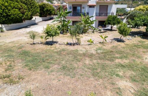 Filerimos House | Casa Terra, Kremasti Rhodes with a view of nature