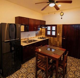 Centro House | Casa Tio Roger