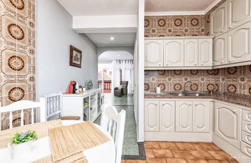 Santa Cruz de la Palma Apartment | Casa Triana by Huskalia