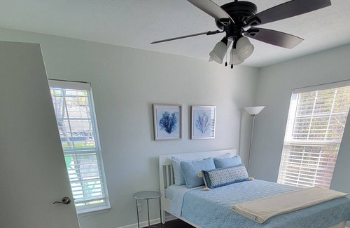 Bayview Apartment | Casa Tranquila, 2bd 1.5 bath, 1st floor apt, sleeps 2-4